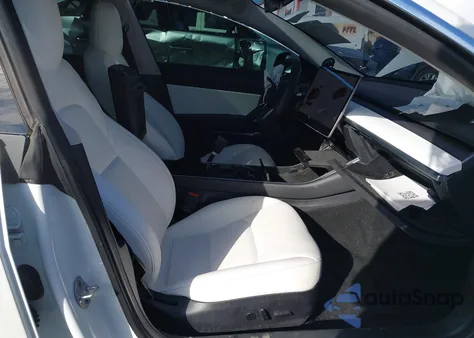 2020 Tesla Model 3 Standard Range Plus Rear-Wheel Drive/Standard Range Rear-Wheel Drive from USA, damaged, VIN 5YJ3E1EA1LF805212